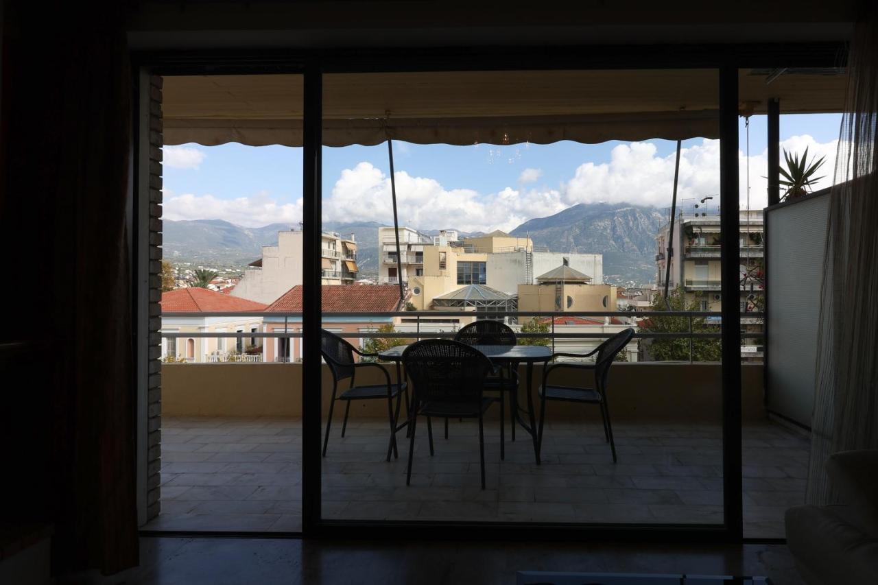 Spacious View Of Central Square Kalamata Exterior foto